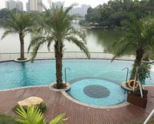 室內(nèi)外泳池